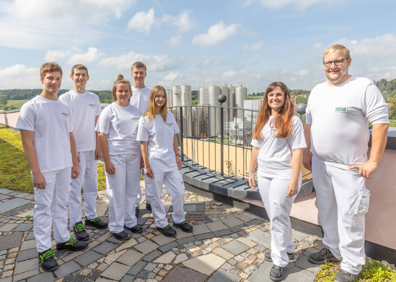 Die Auszubildenden der Andechser Molkerei Scheitz 2022
