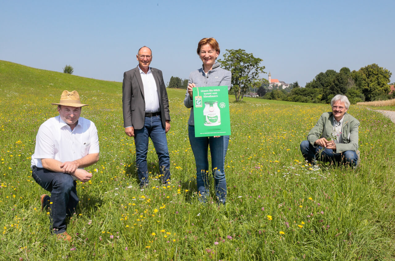 veranstaltung zur initiative klimabauer der andechser molkerei scheitz