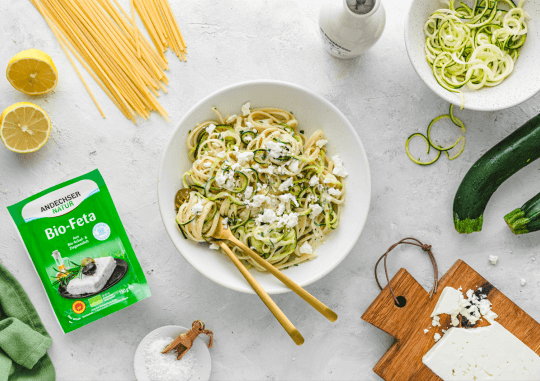 Zucchini-Pasta mit ANDECHSER NATUR Bio-Feta