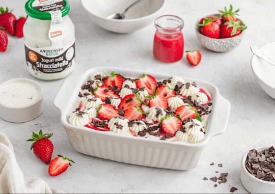 Stracciatella-Jogurt Dessert mit ANDECHSER NATUR demeter Stracciatella
